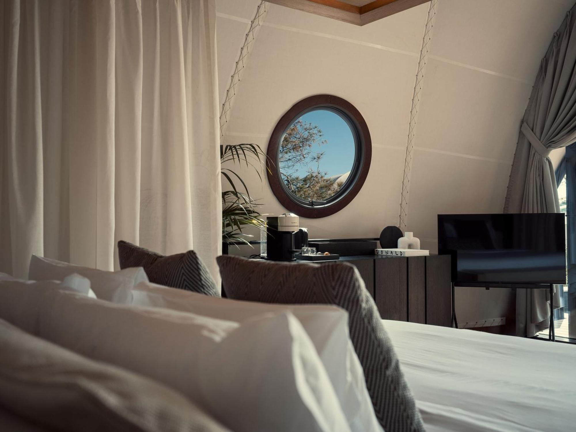 91 Athens Riviera, The Resort Luaran gambar