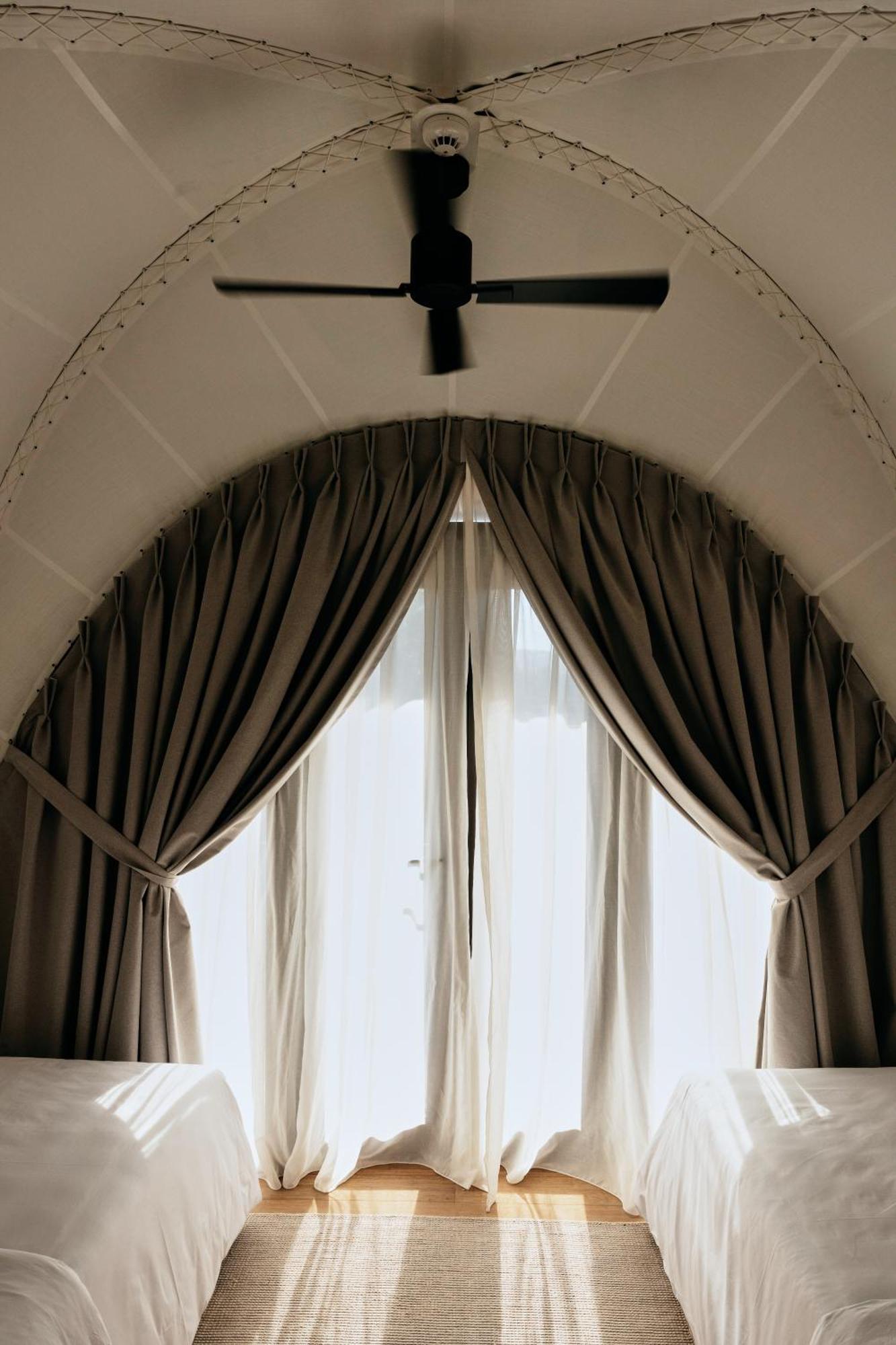 91 Athens Riviera, The Resort Luaran gambar